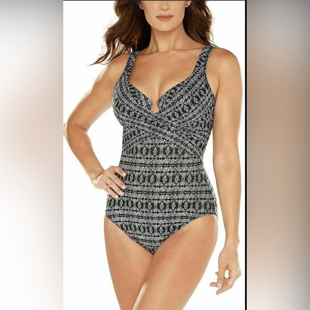 Miraclesuit Crisscross Escape One piece Swimsuit US 12 🎁🩱